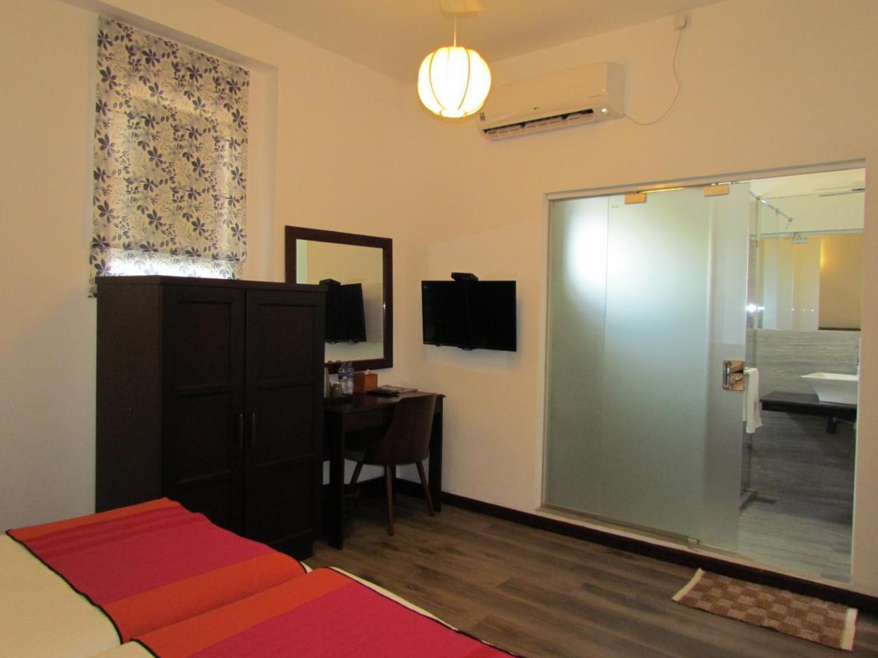 Kmc Villa 拉维尼亚山 外观 照片