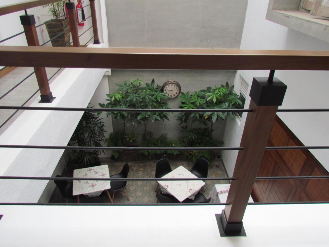 Kmc Villa 拉维尼亚山 外观 照片